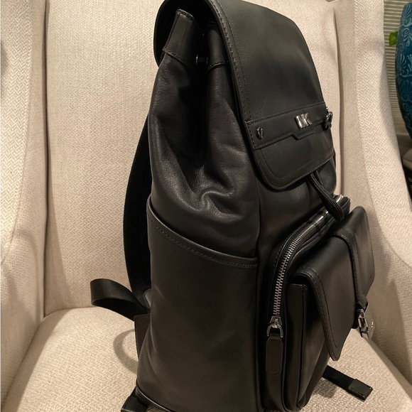NEW Michael Kors Varick Pocket Rucksack Leather Black - Picture 4 of 12
